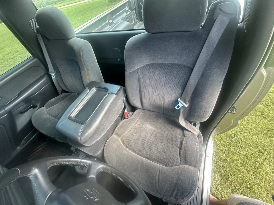 2002 Chevrolet Silverado 1st Gen - Image 5 of 10