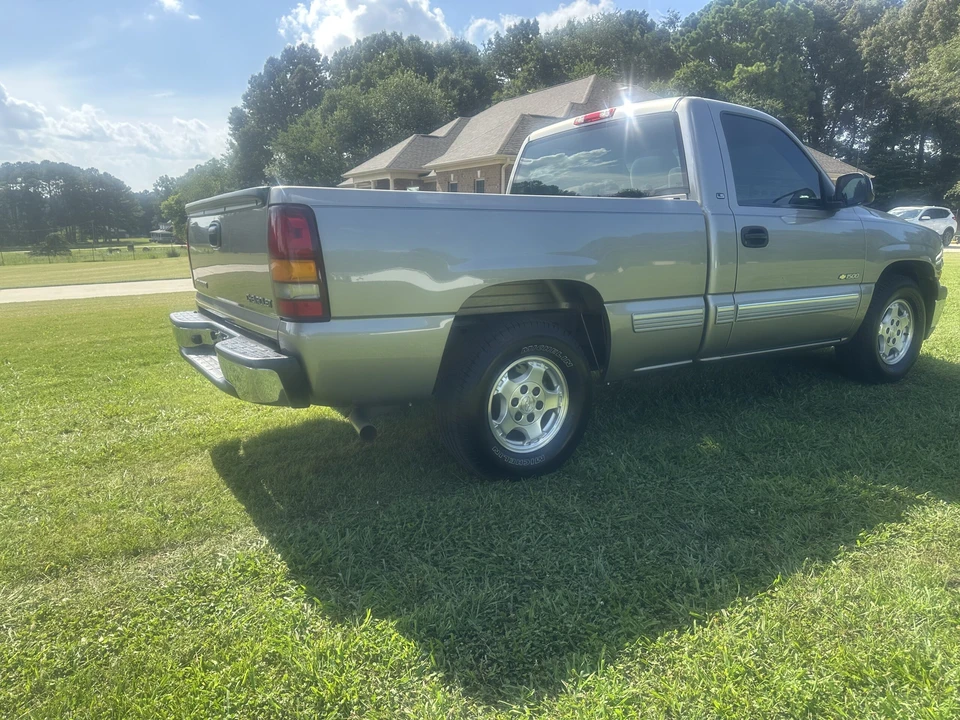 2002 Chevrolet Silverado 1st Gen - Image 3 of 10