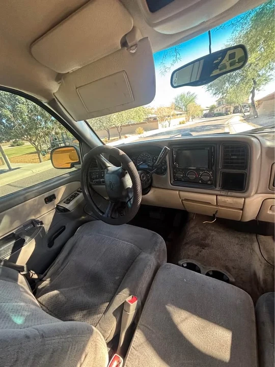 2002 Chevrolet Tahoe 2nd Gen - Image 9 of 10