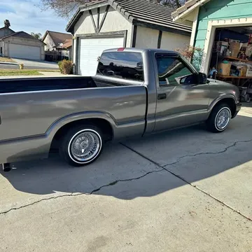 2002 Chevrolet S10 SS