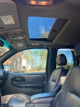 2002 Chevrolet Trailblazer - Image 10 of 17
