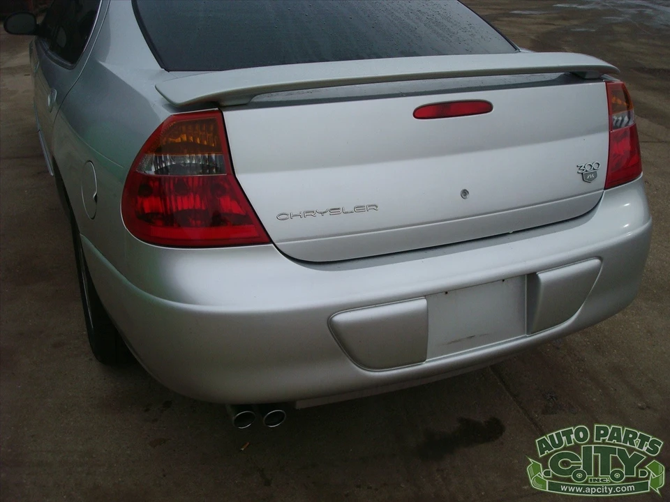 2002 Chrysler 300 - Image 12 of 20