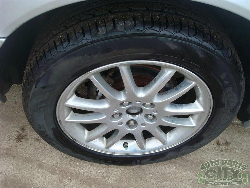 2002 Chrysler 300 - Image 17 of 20