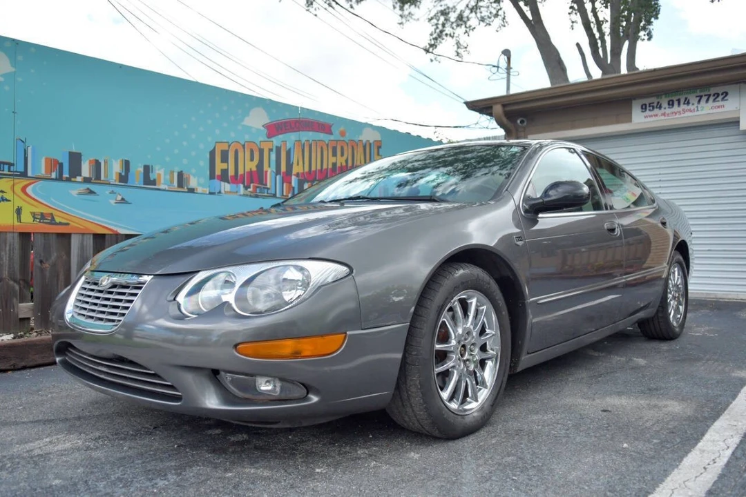 2002 Chrysler 300 - Image 4 of 12