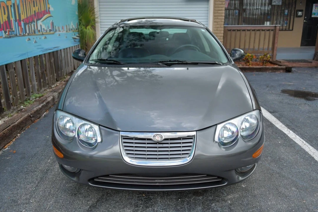 2002 Chrysler 300 - Image 3 of 12