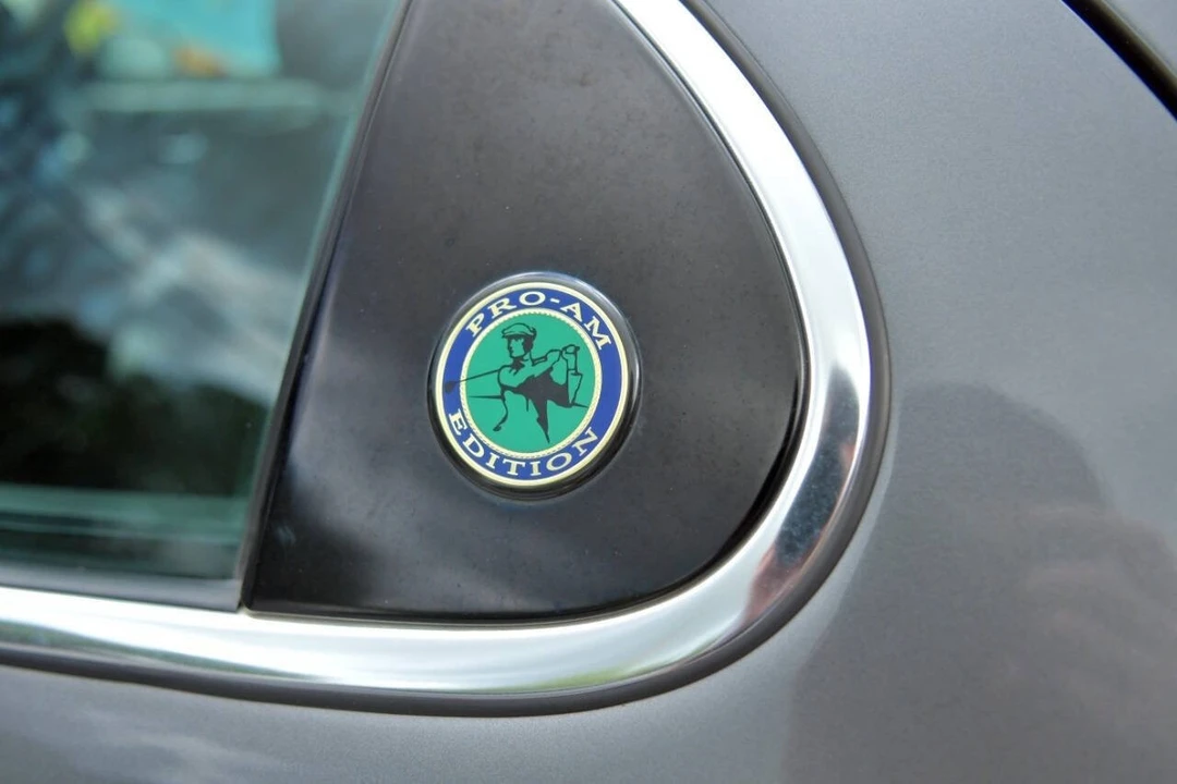 2002 Chrysler 300 - Image 8 of 12