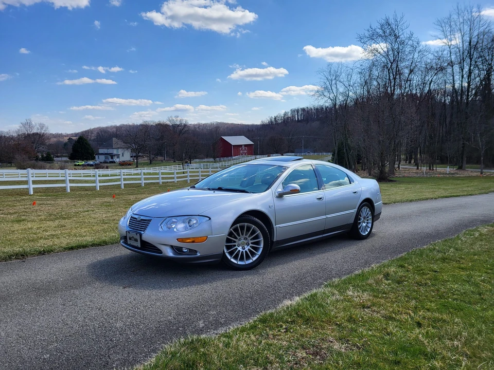 2002 Chrysler 300 - Image 3 of 31