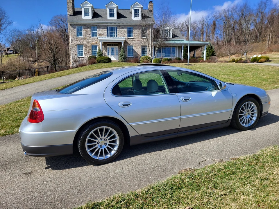 2002 Chrysler 300 - Image 13 of 31