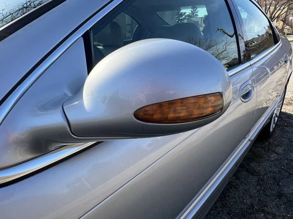 2002 Chrysler 300 - Image 14 of 31