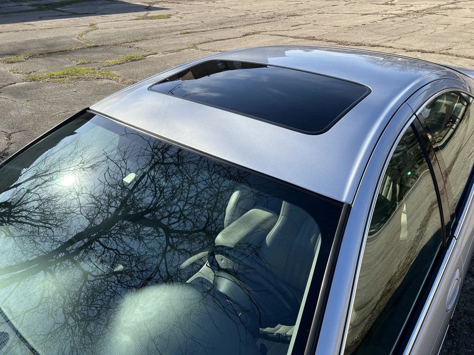 2002 Chrysler 300 - Image 20 of 31