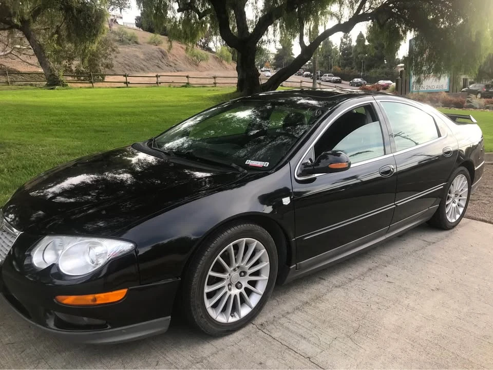 2002 Chrysler 300 - Image 4 of 19