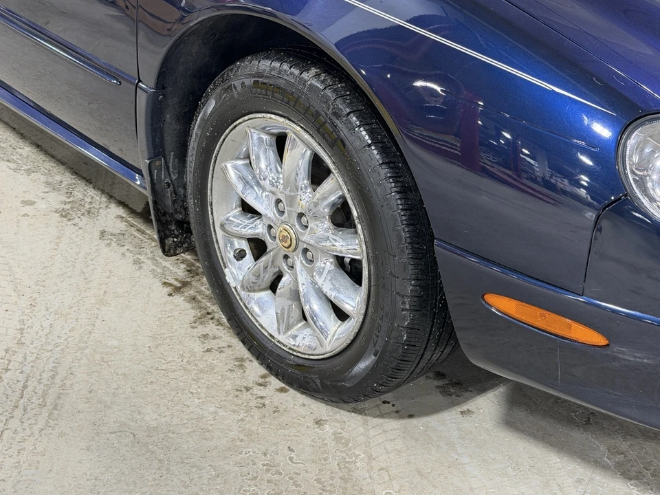2002 Chrysler Concorde - Image 7 of 20