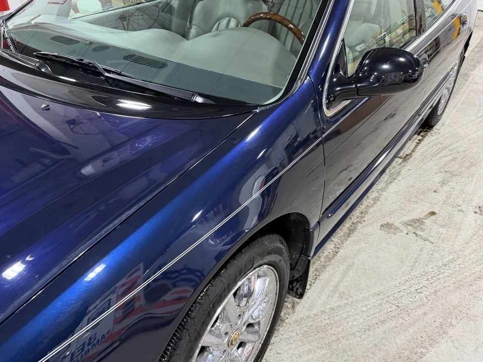 2002 Chrysler Concorde - Image 9 of 20