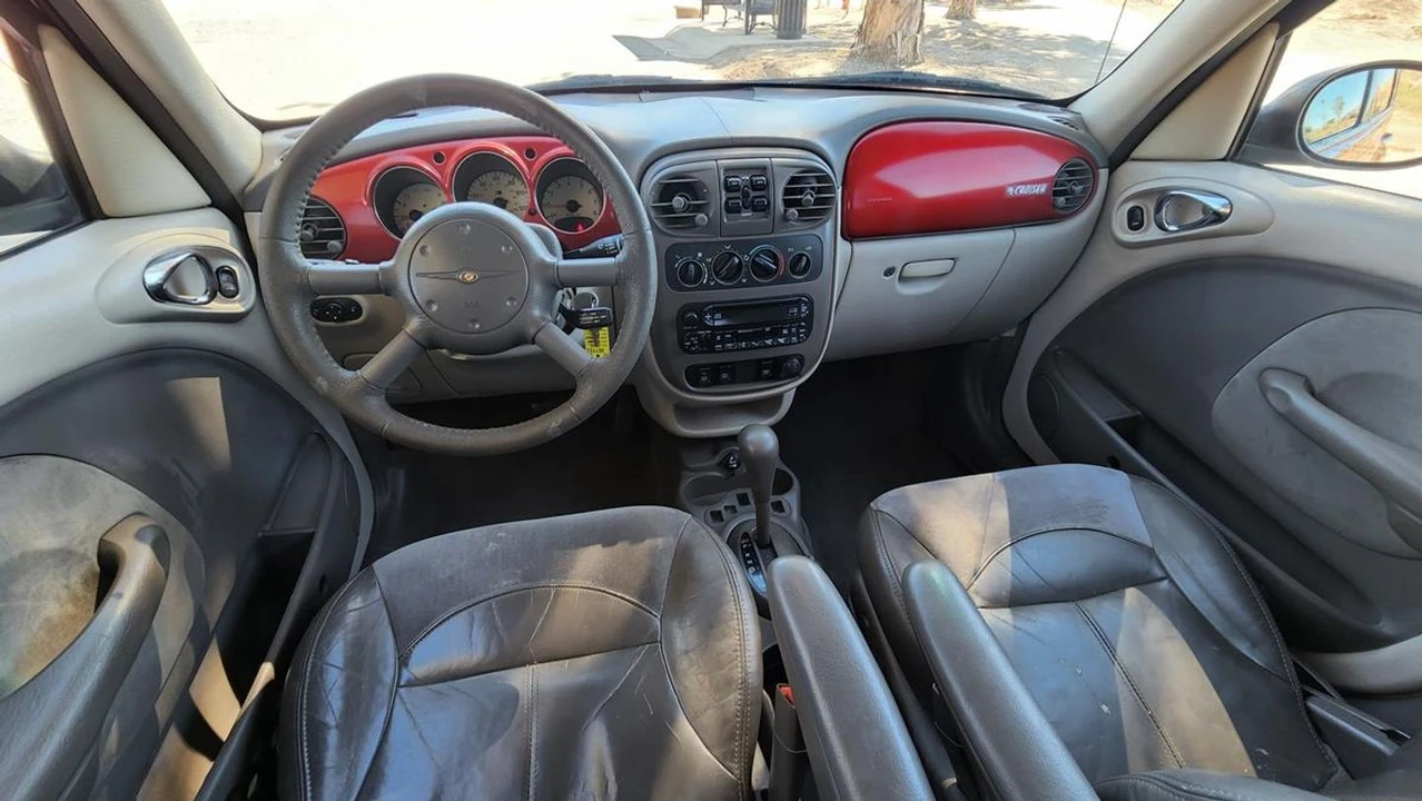 2002 Chrysler PT Cruiser - Image 8 of 21