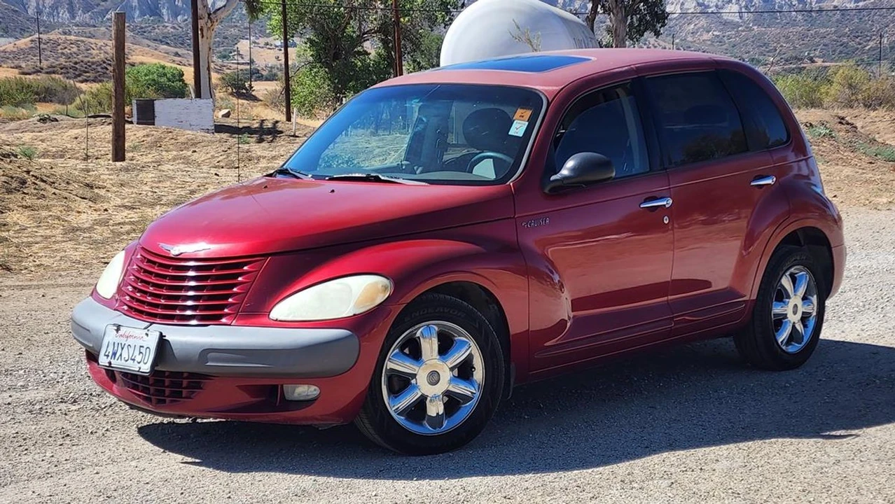 2002 Chrysler PT Cruiser - Image 2 of 21