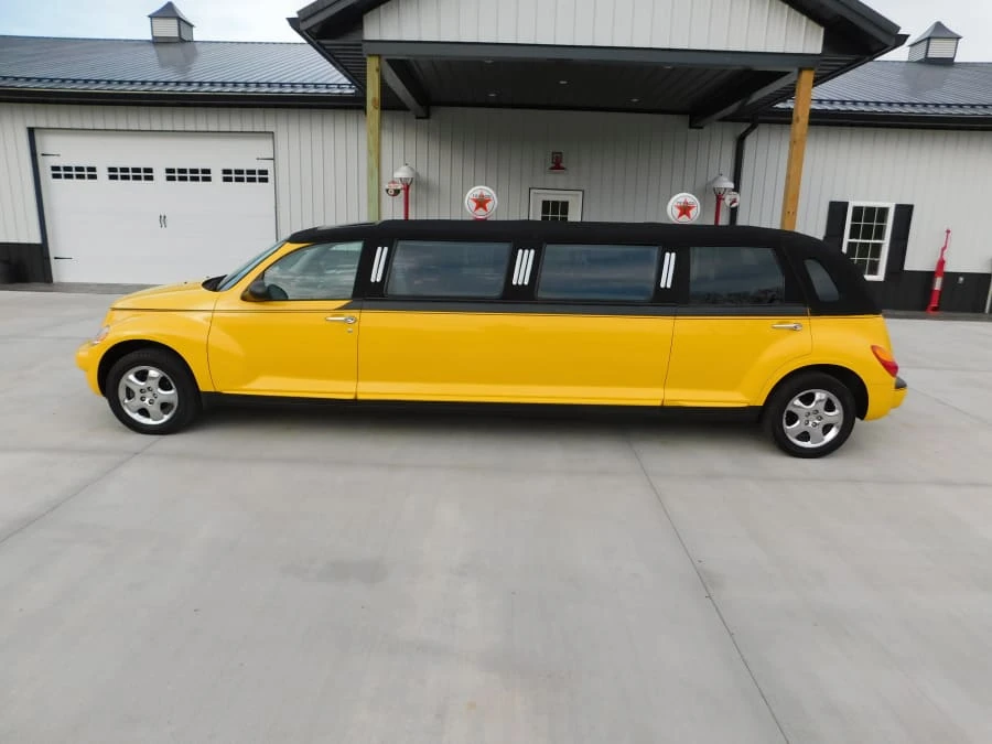 2002 Chrysler PT Cruiser - Image 2 of 14