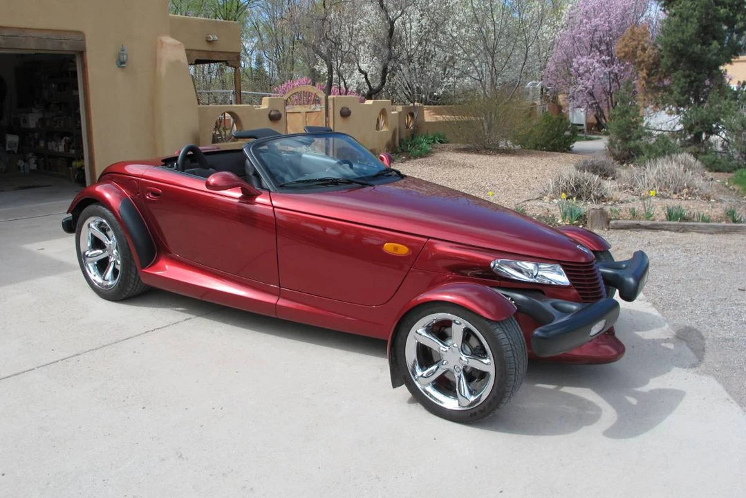 2002 Chrysler Prowler - Image 12 of 17
