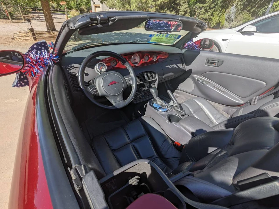 2002 Chrysler Prowler - Image 16 of 17