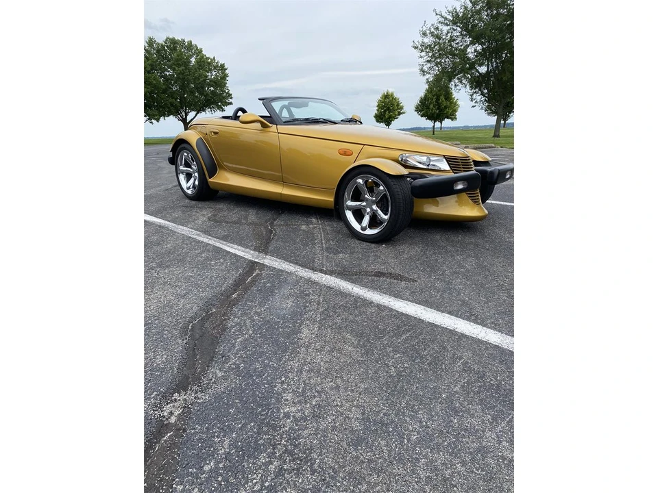 2002 Chrysler Prowler - Image 3 of 15