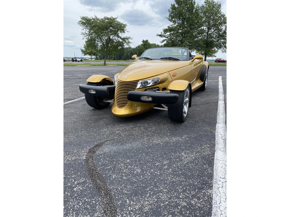 2002 Chrysler Prowler - Image 2 of 15