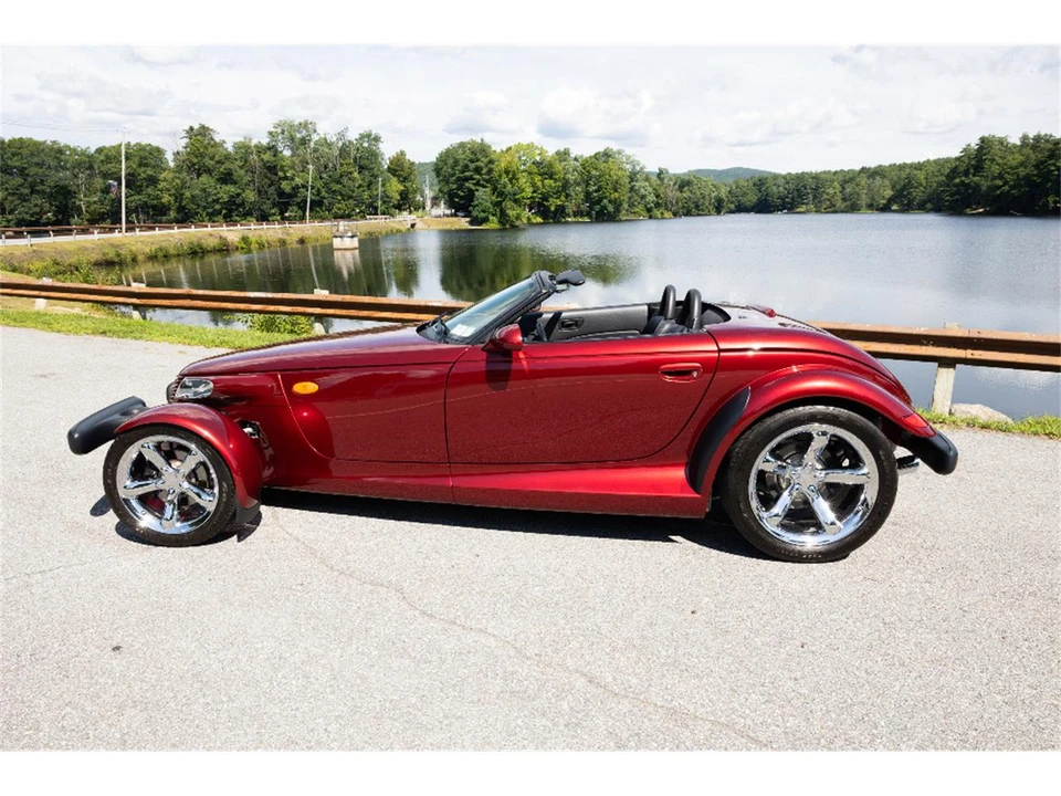2002 Chrysler Prowler - Image 2 of 28