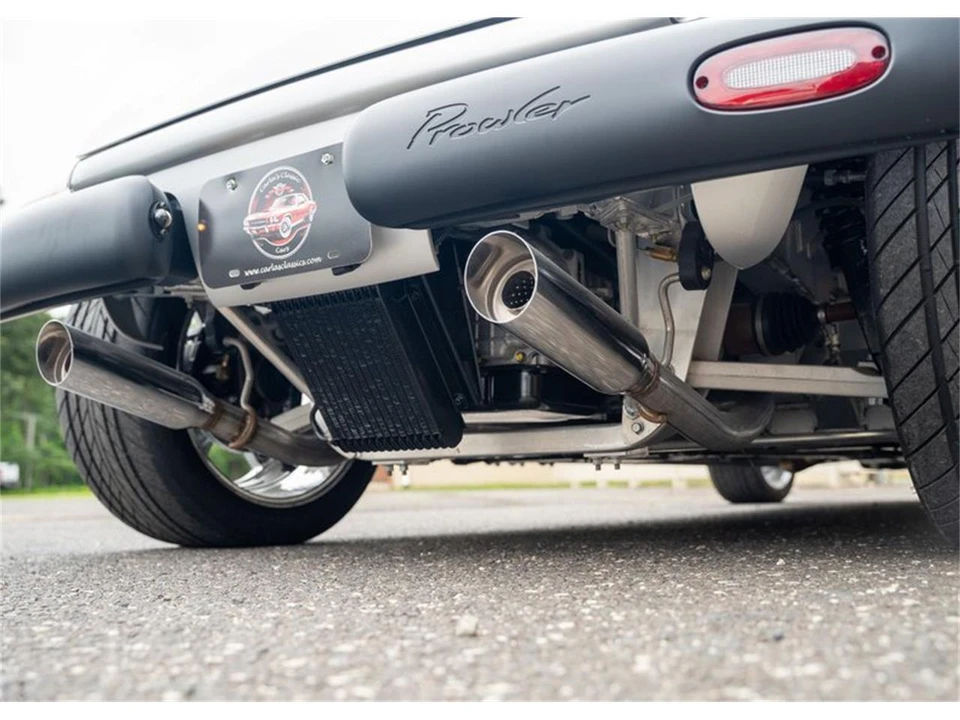 2002 Chrysler Prowler - Image 11 of 31