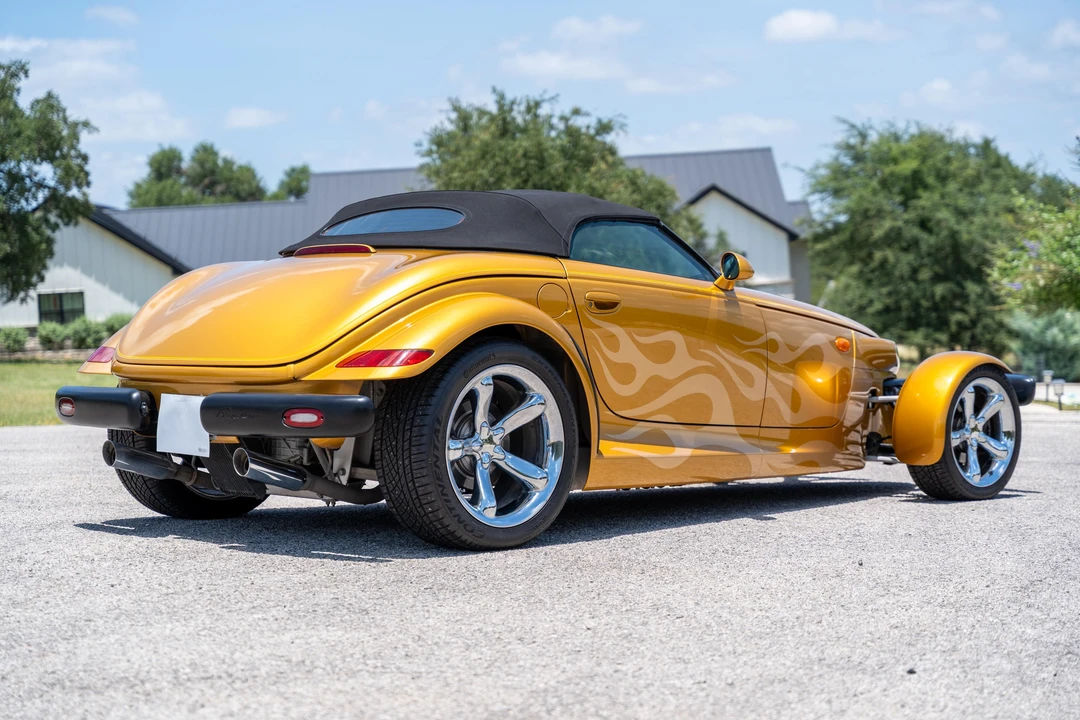 2002 Chrysler Prowler - Image 22 of 31