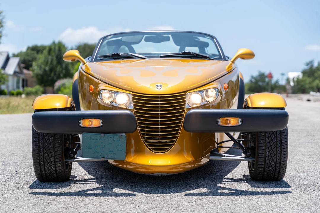 2002 Chrysler Prowler - Image 6 of 31
