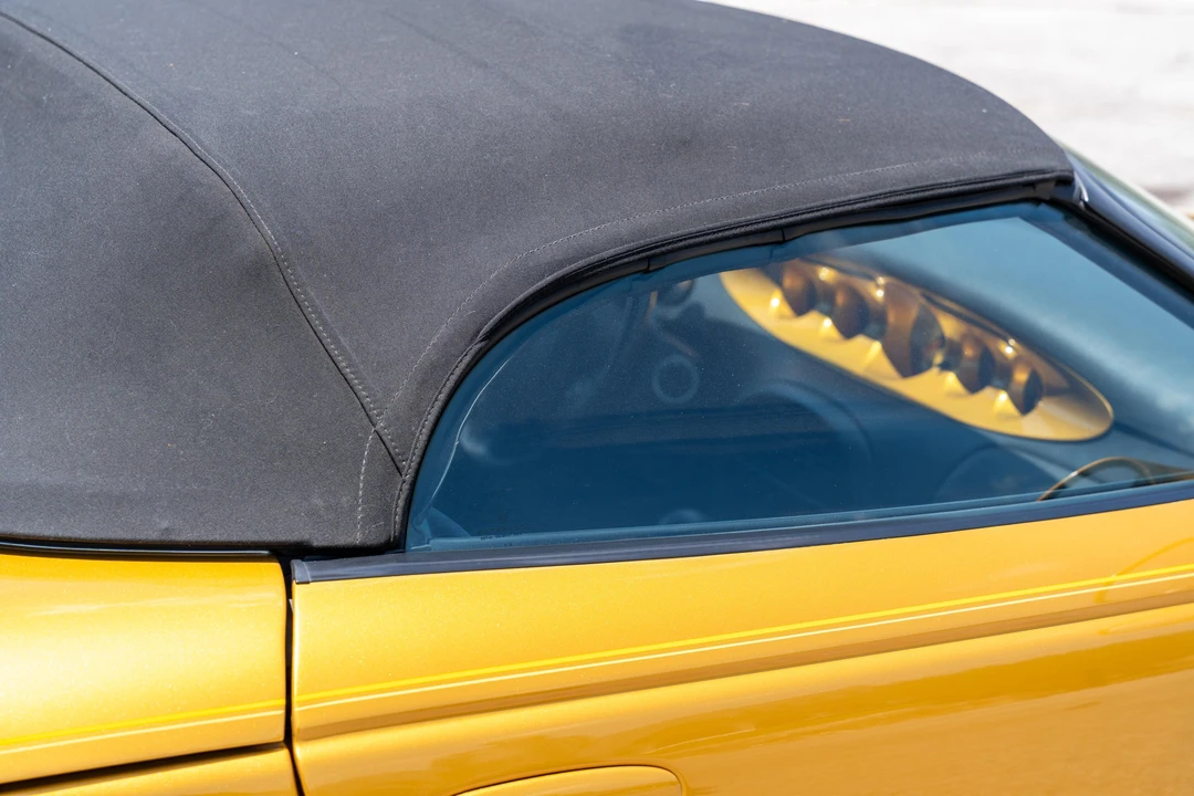 2002 Chrysler Prowler - Image 30 of 31