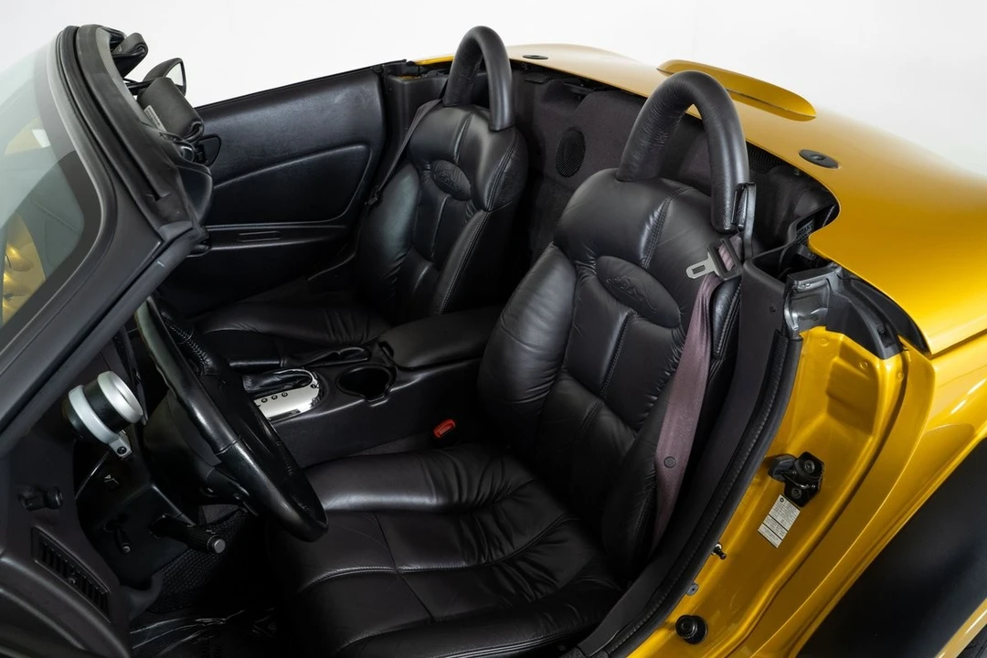 2002 Chrysler Prowler - Image 20 of 31