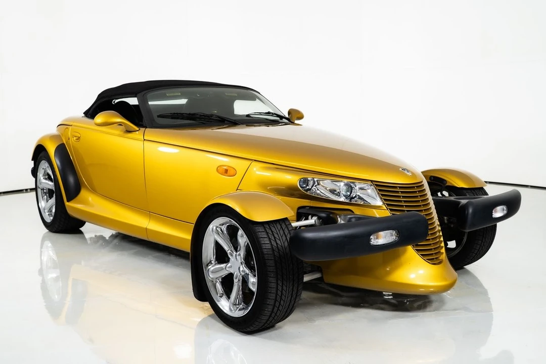 2002 Chrysler Prowler - Image 16 of 31