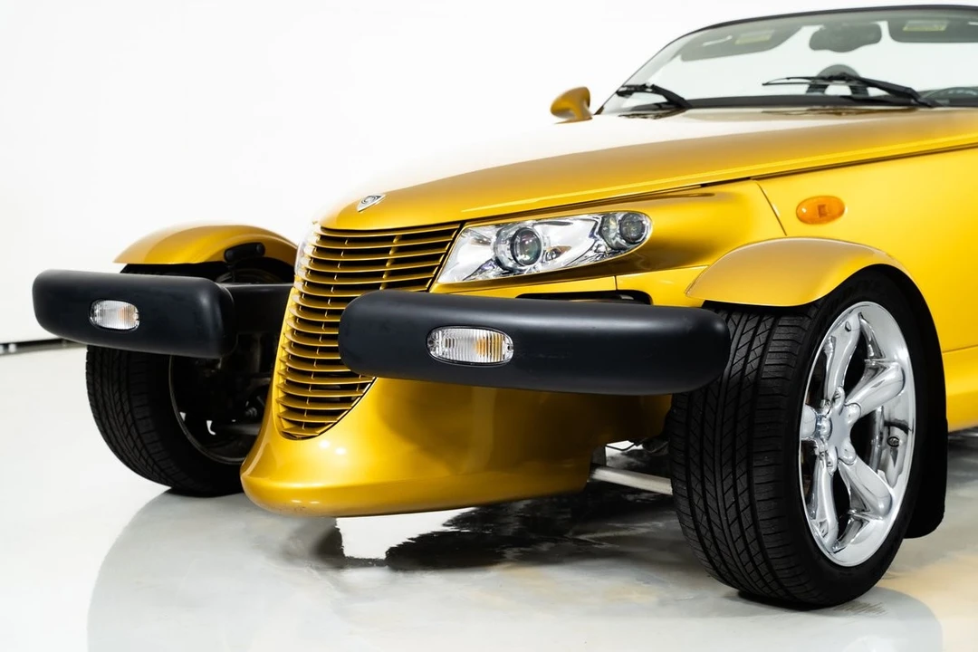 2002 Chrysler Prowler - Image 6 of 31