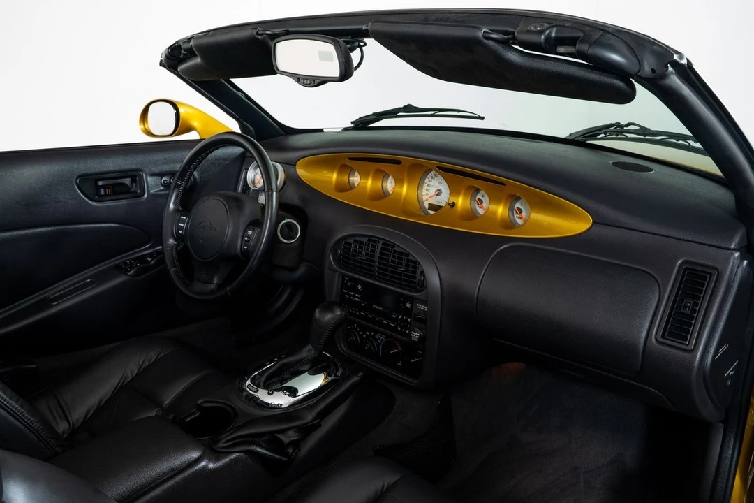 2002 Chrysler Prowler - Image 30 of 31