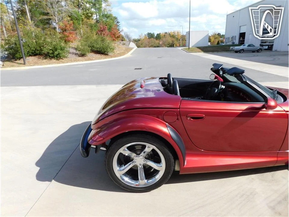 2002 Chrysler Prowler - Image 29 of 31