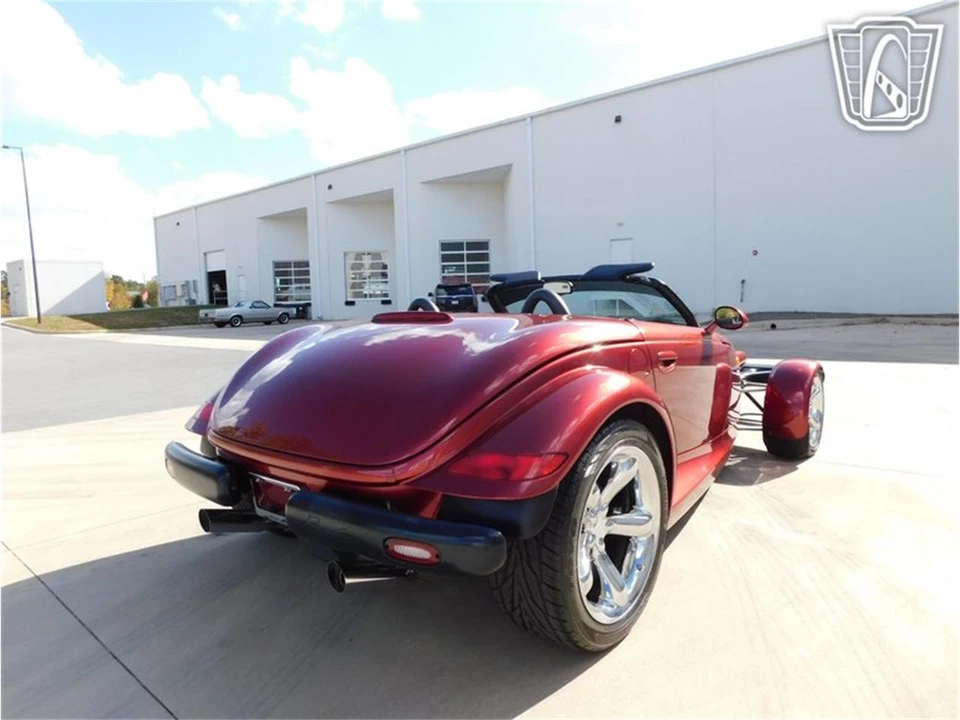 2002 Chrysler Prowler - Image 25 of 31