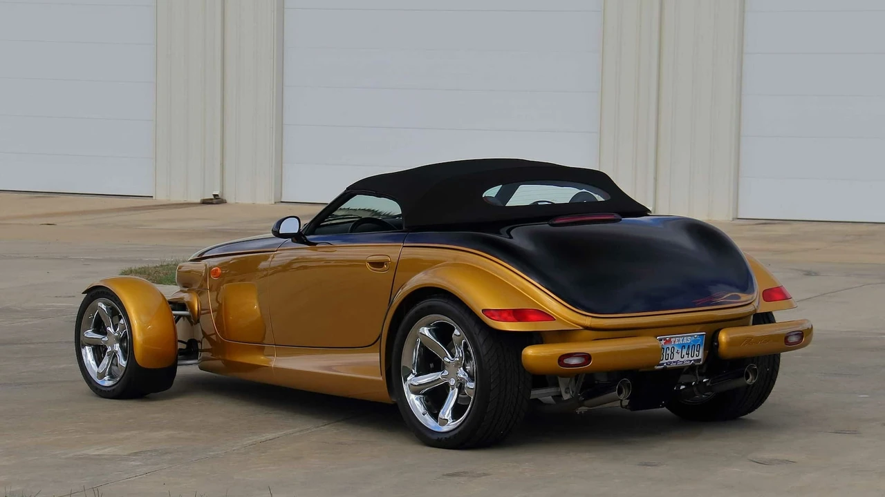 2002 Chrysler Prowler - Image 25 of 25