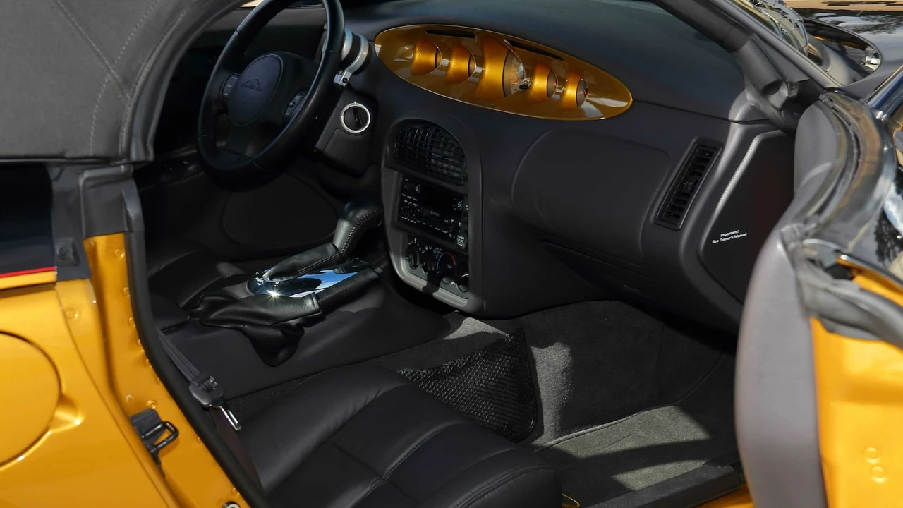 2002 Chrysler Prowler - Image 5 of 25
