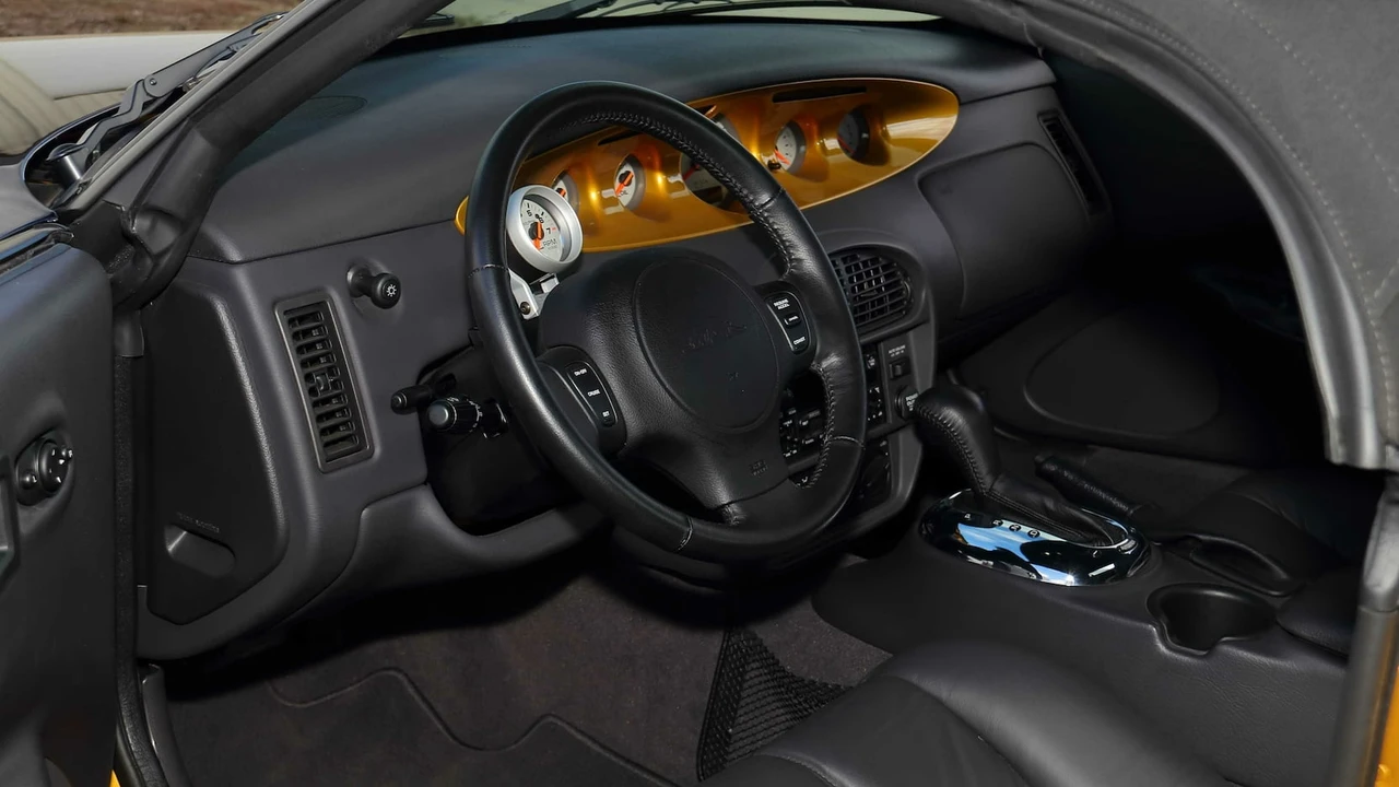 2002 Chrysler Prowler - Image 9 of 25