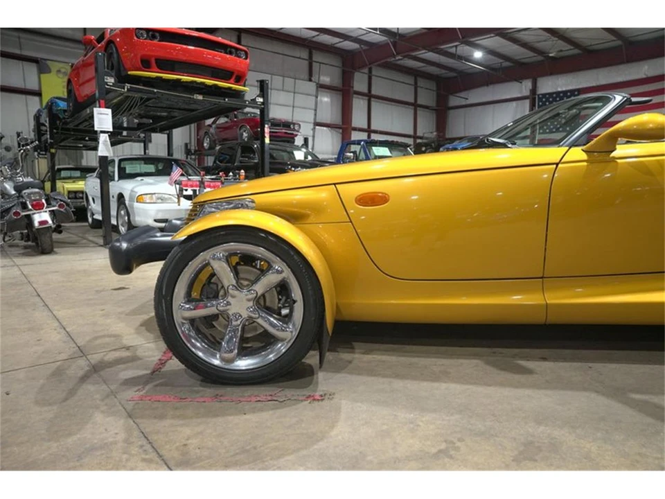 2002 Chrysler Prowler - Image 3 of 31
