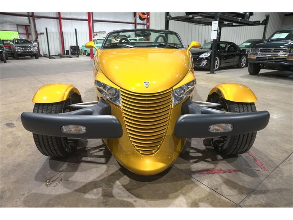 2002 Chrysler Prowler - Image 13 of 31