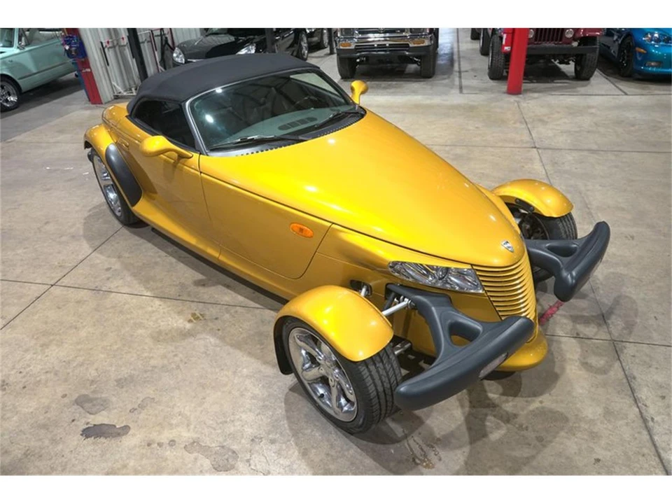 2002 Chrysler Prowler - Image 28 of 31