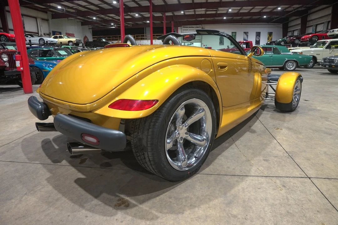 2002 Chrysler Prowler - Image 8 of 31