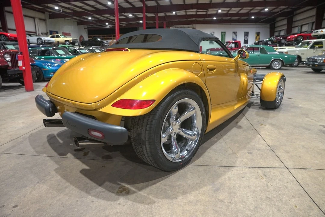 2002 Chrysler Prowler - Image 24 of 31