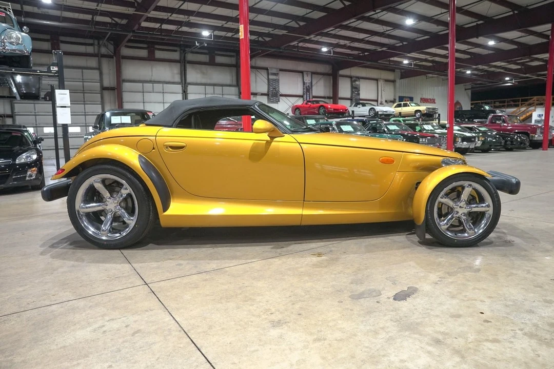 2002 Chrysler Prowler - Image 25 of 31