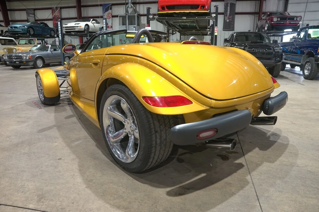 2002 Chrysler Prowler - Image 6 of 31
