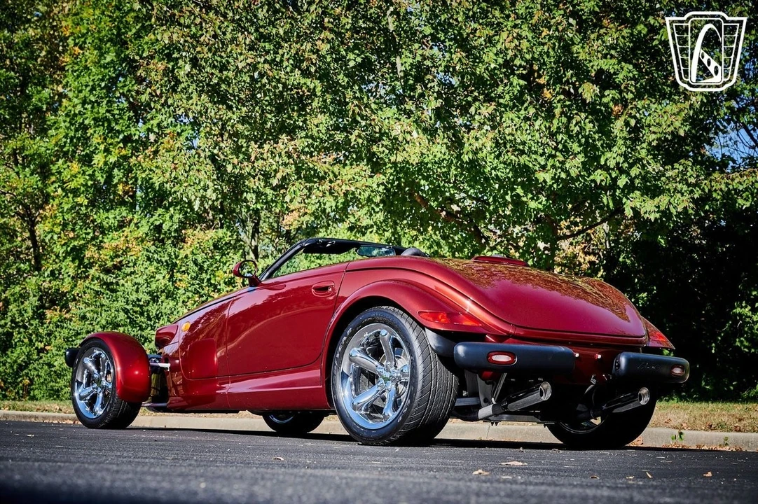 2002 Chrysler Prowler - Image 11 of 12