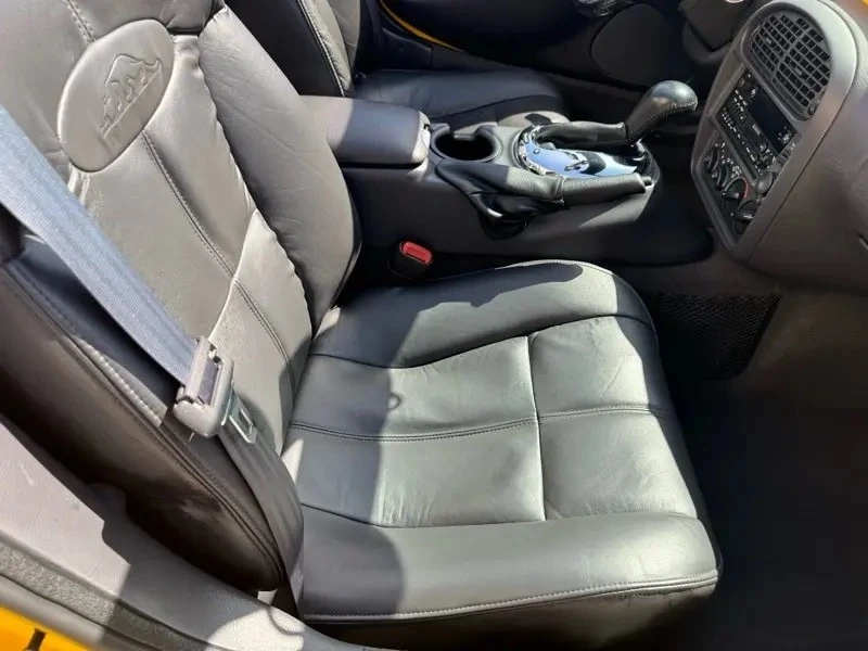 2002 Chrysler Prowler - Image 15 of 19