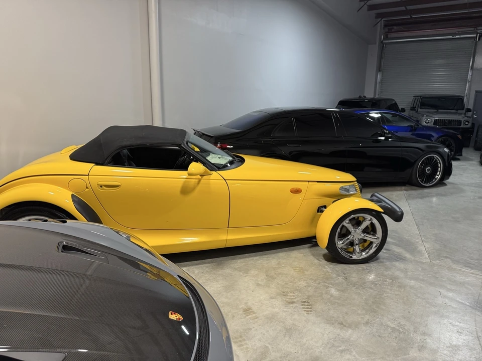 2002 Chrysler Prowler - Image 9 of 19