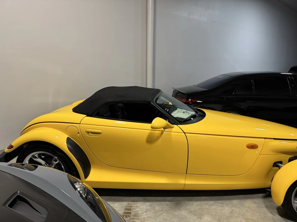 2002 Chrysler Prowler - Image 11 of 19