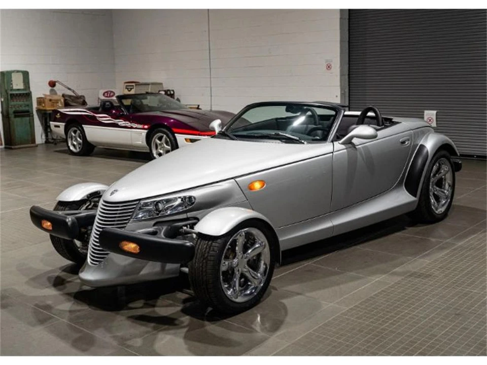 2002 Chrysler Prowler - Image 5 of 30